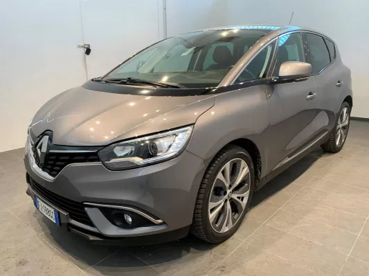 RENAULT SCÉNIC 