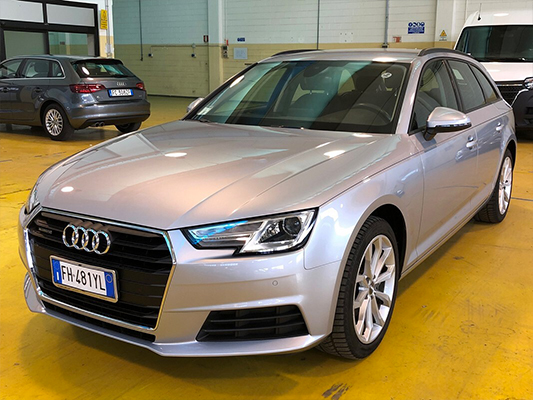 AUDI A4 AVANT