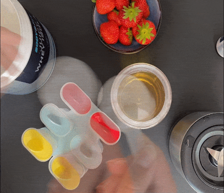 GHIACCIOLI CON SUCCO PROTEICO ALLA FRAGOLA E VANIGLIA - Content image