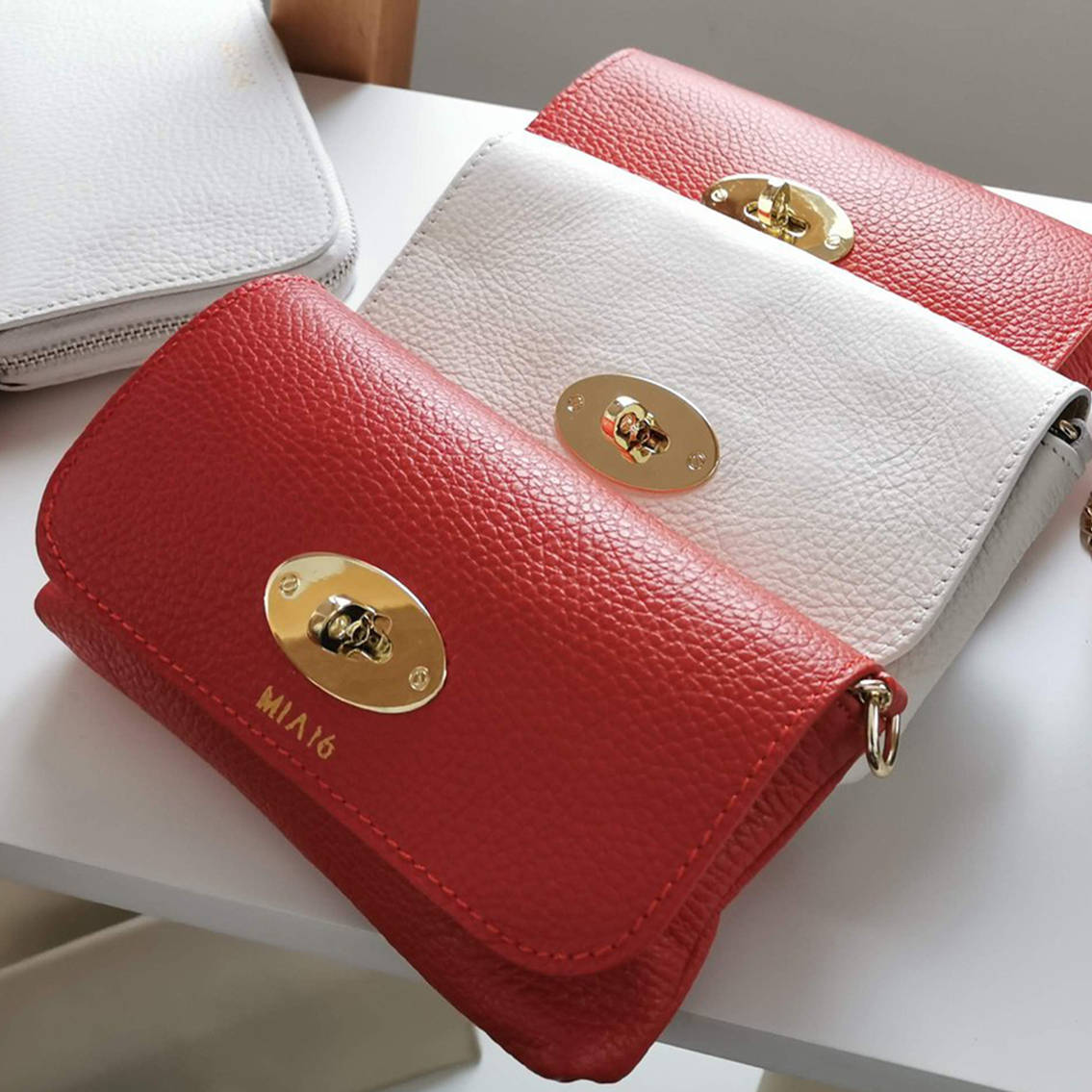 Mia16 bag