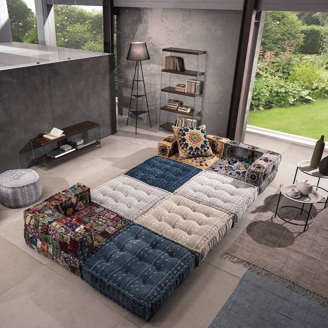 Oreste Luchetta: complementi di arredo, divani componibili, pouf