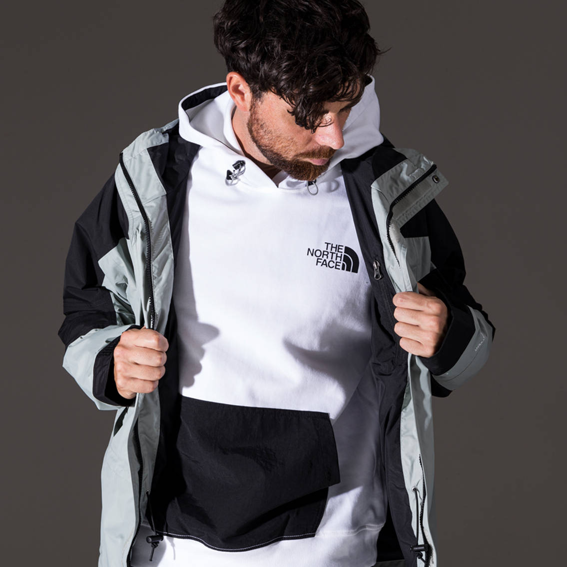 The North Face capi tecnici contemporanei performanti.