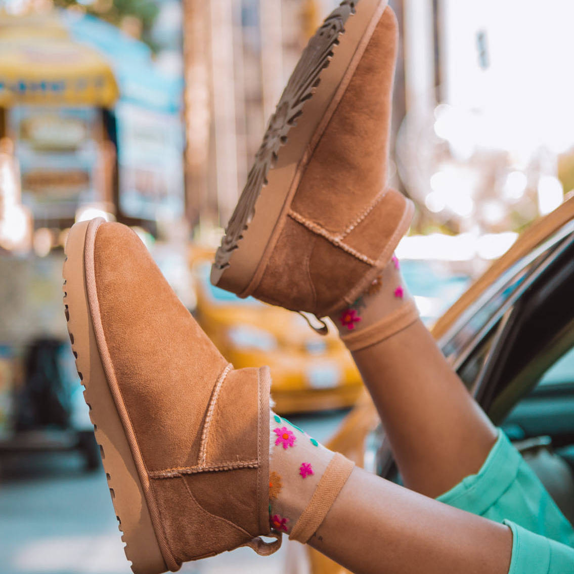 UGG - Stivali Scamosciati confortevoli per un look glamour