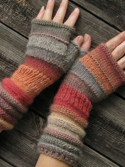   Color Casual Gloves & Mitte...