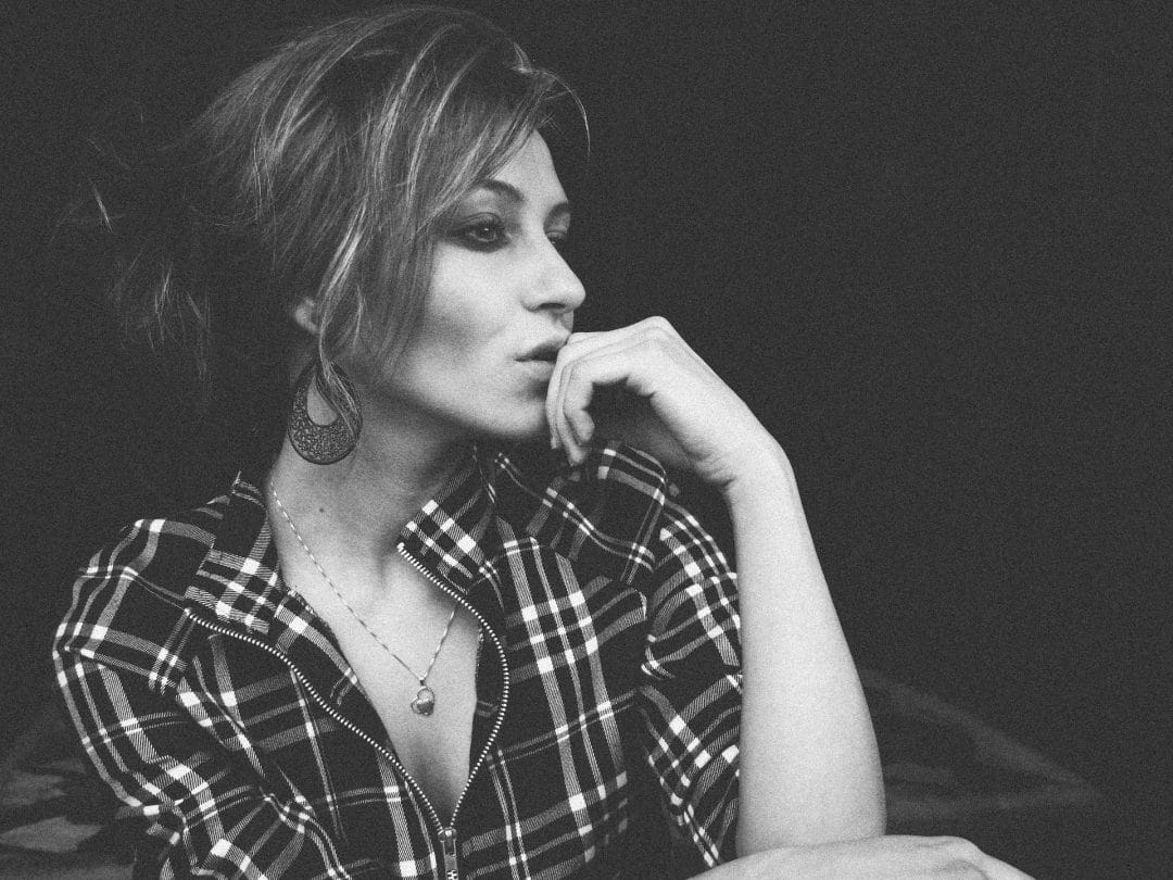 COME COPRIRE I CAPELLI BIANCHI IN MODO NATURALE