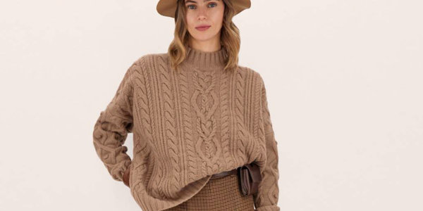 Max Mara proposte iconiche di moda italiana online a prezzi favolosi.