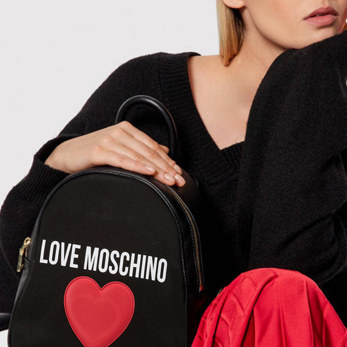 Love Moschino