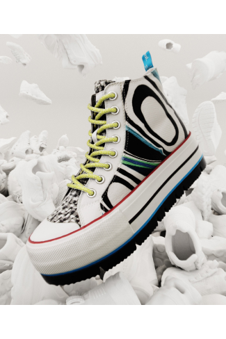 Not the common. Bold your look!