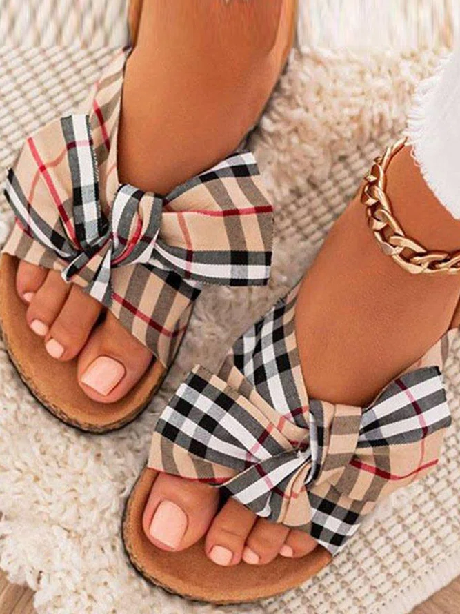 flat with sandals and beach d...