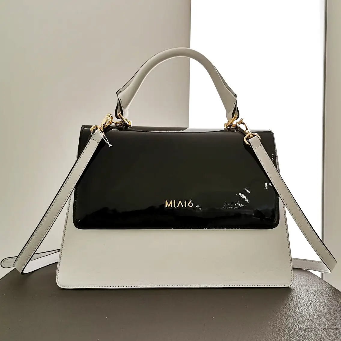Mia16 bag