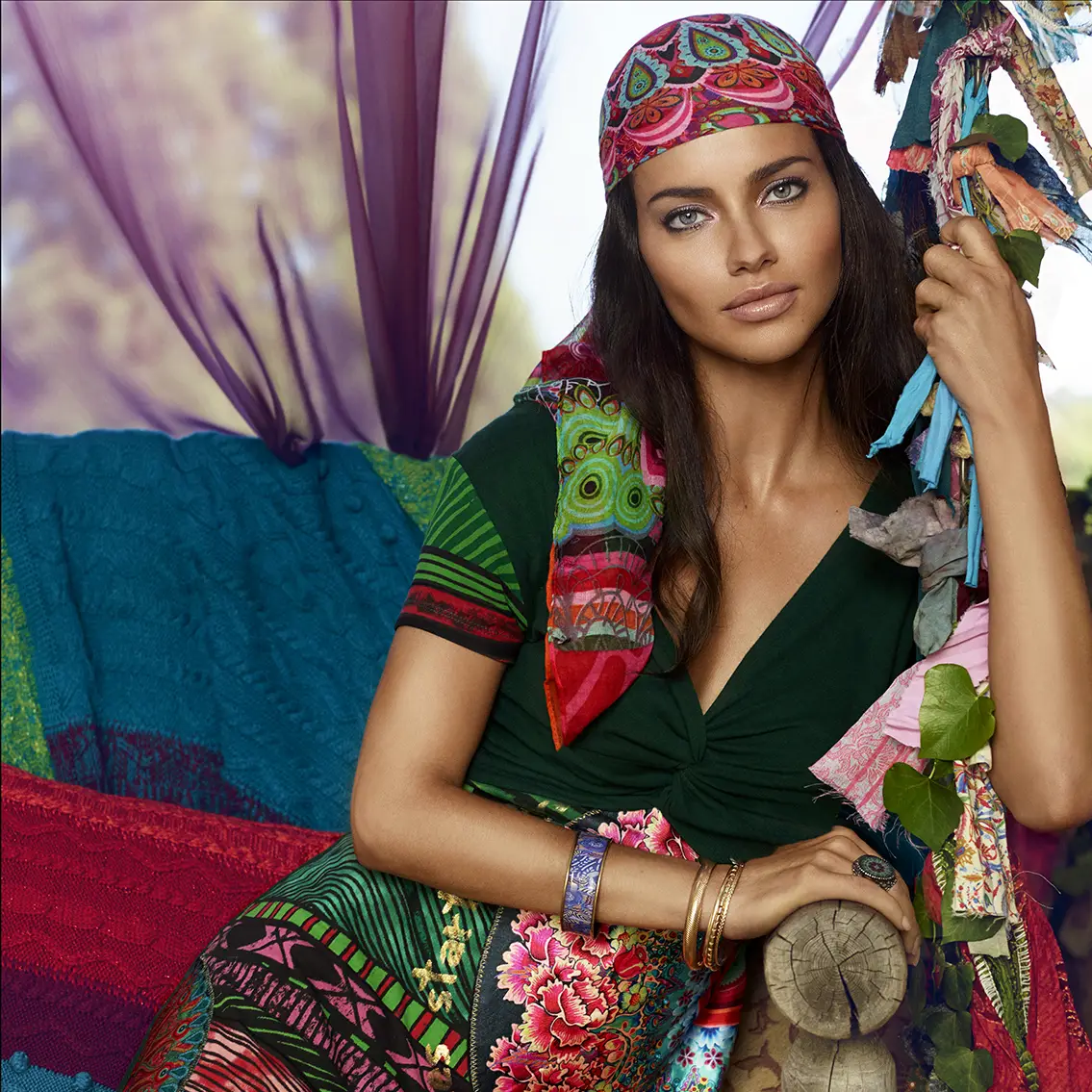 DESIGUAL 