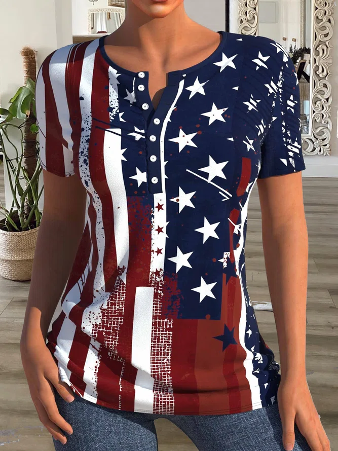 NeckAmerican Flag Vacation T-...