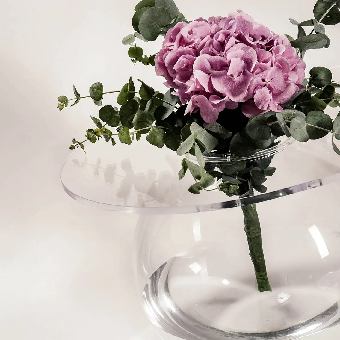 Iplex arredamento in plexiglas trasparente.