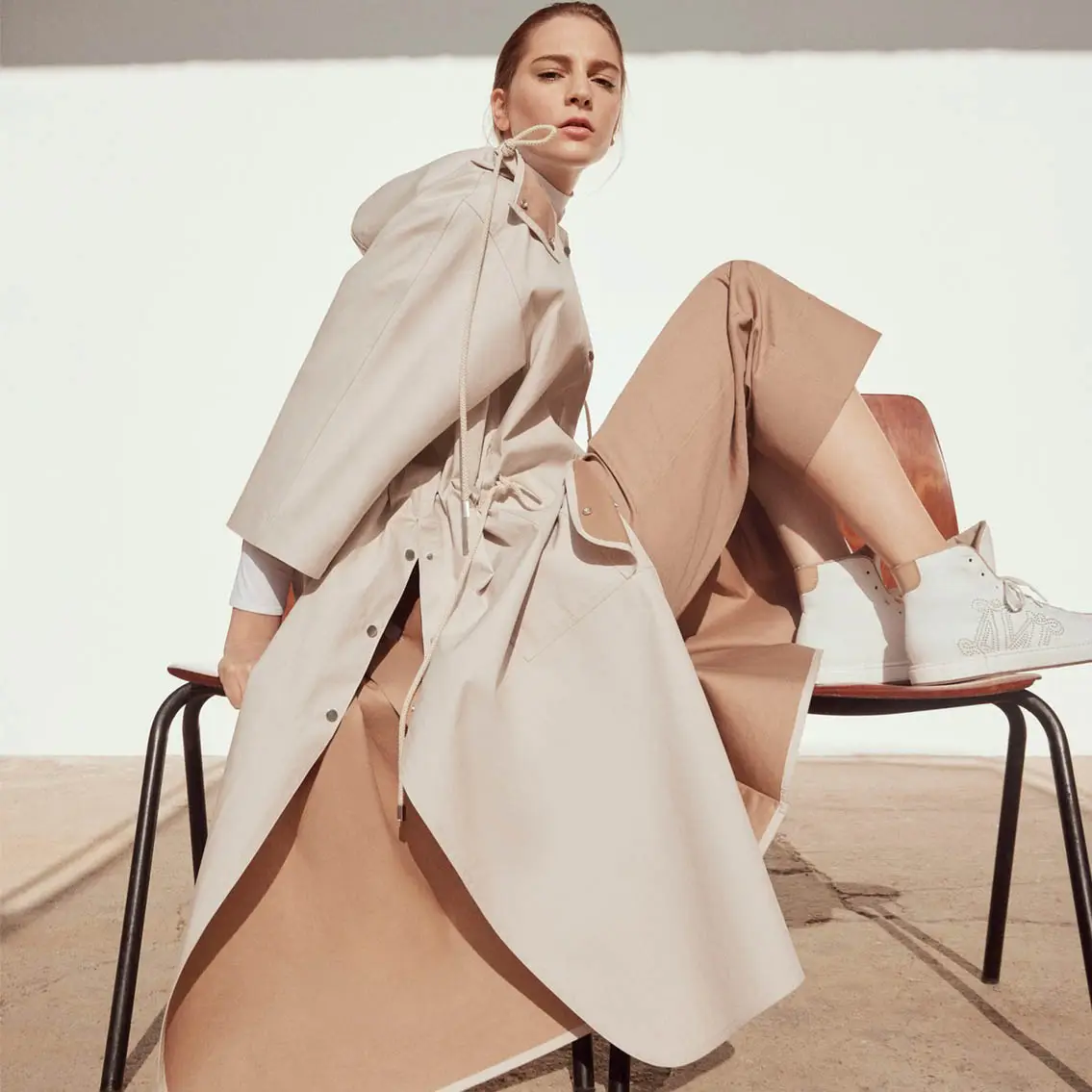 Max Mara proposte iconiche di moda italiana online a prezzi favolosi.