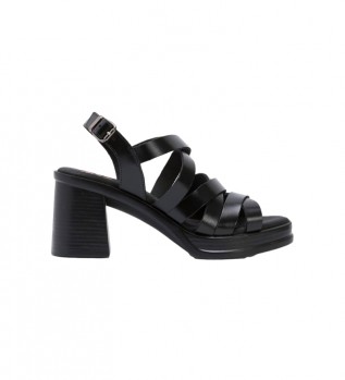 sandali-nerea-in-pelle-nera--altezza-cu-a-8cm-