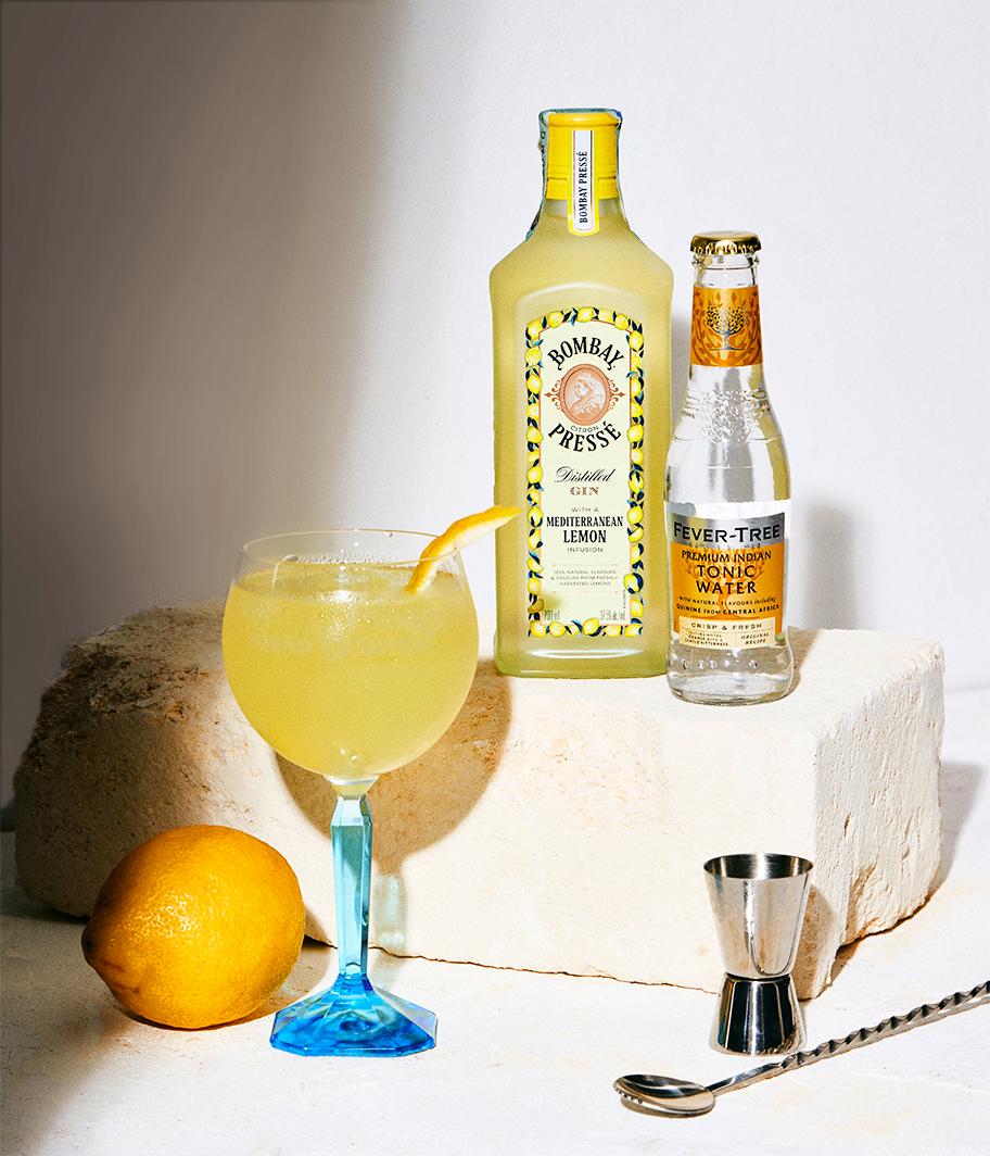 It's Gin O'Clock by Martini