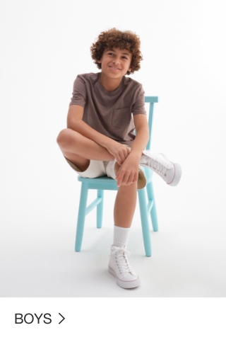 Display images to show real-time content