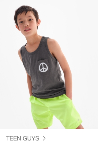 Display images to show real-time content