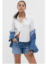 Display images to show real-time content