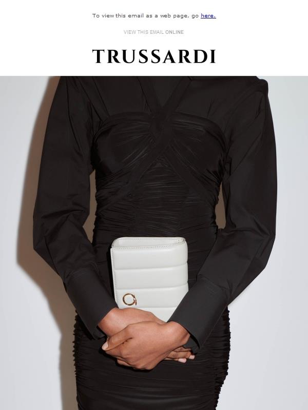 Borse iconiche in colori estivi