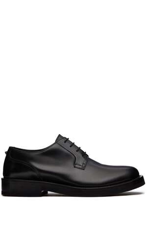 Brogue rockstud skin in pelle