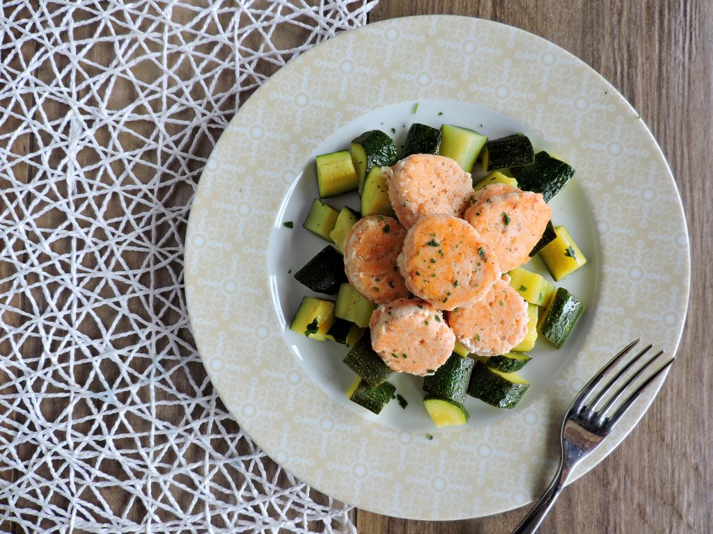 https://orapesce.it/blogs/ricette/scaloppina-di-pesce-spada-al-vino-bianco-e-profumo-di-limone