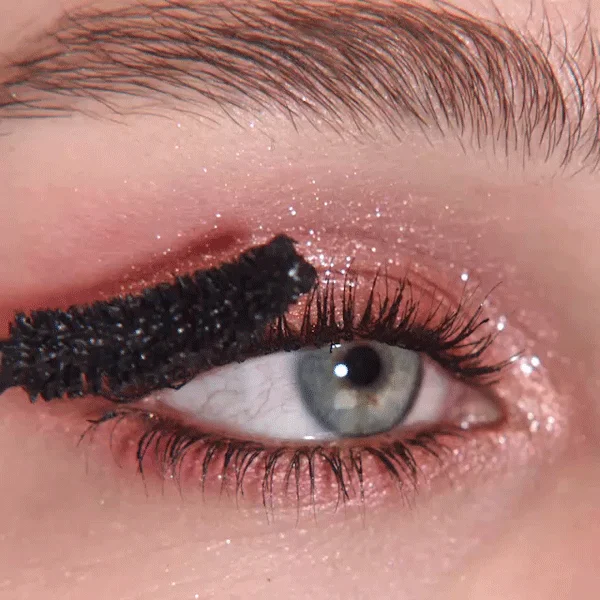 CHARLOTTE'S PALETTE OF BEAUTIFYING EYE TRENDS