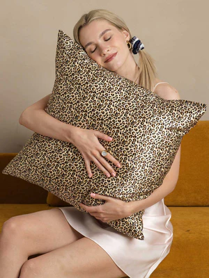 Image of Federe Stampate in Seta 100% Mulberry 19 Momme