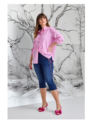Blusa a quadri in tradizionale stile Tracht con collo da camicia, maniche lunghe e linguetta