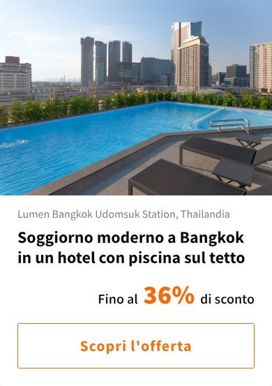 Soggiorno moderno a Bangkok in un hotel con piscina sul tetto