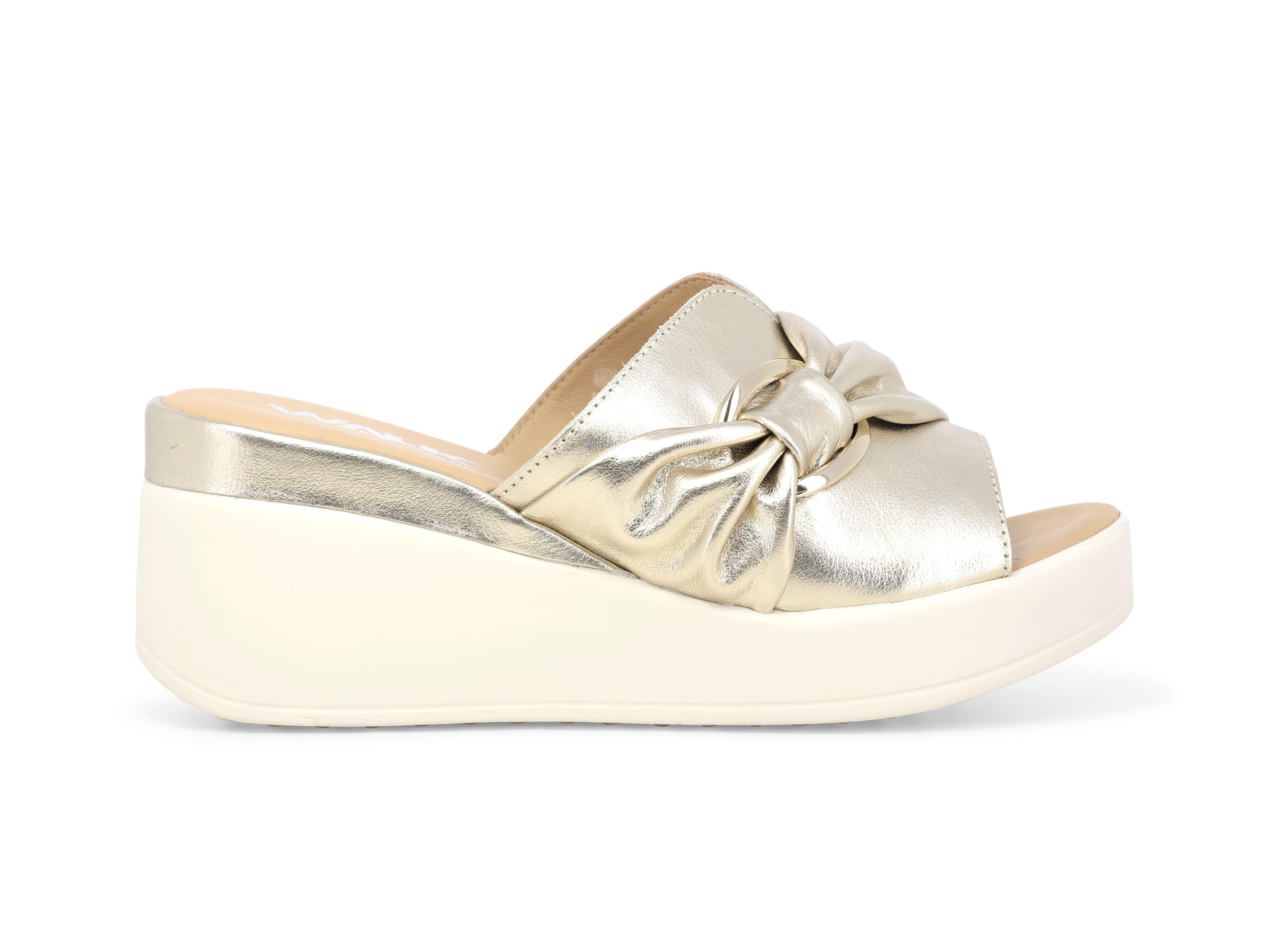 Ciabatta donna in pelle platino 019237