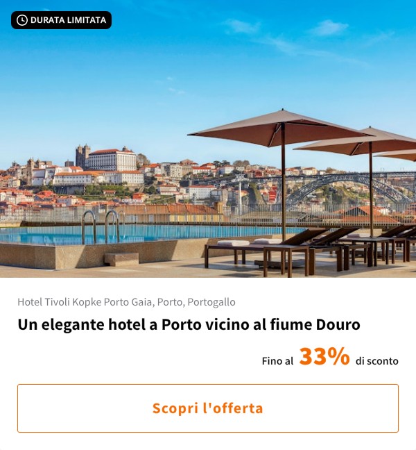 Un elegante hotel a Porto vicino al fiume Douro