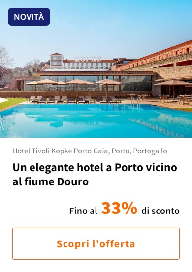 Un elegante hotel a Porto vicino al fiume Douro