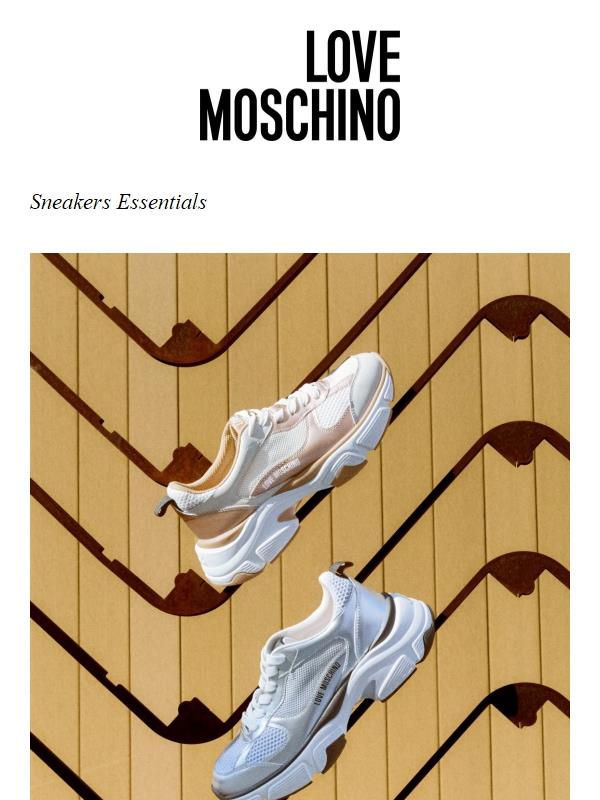 Sneakers Essentials
