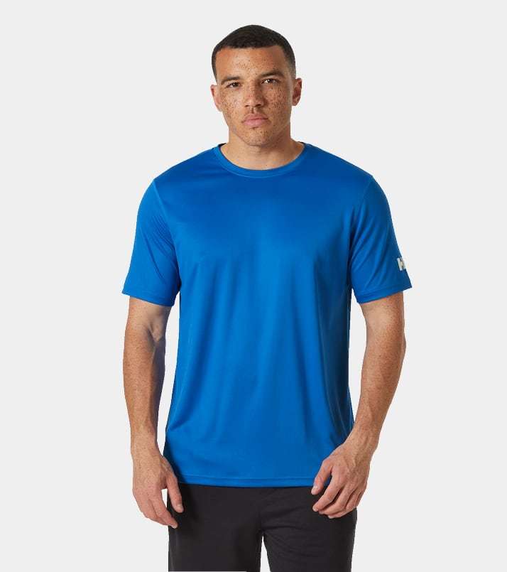 Man wearing HH Tech T-shirt 2.0
