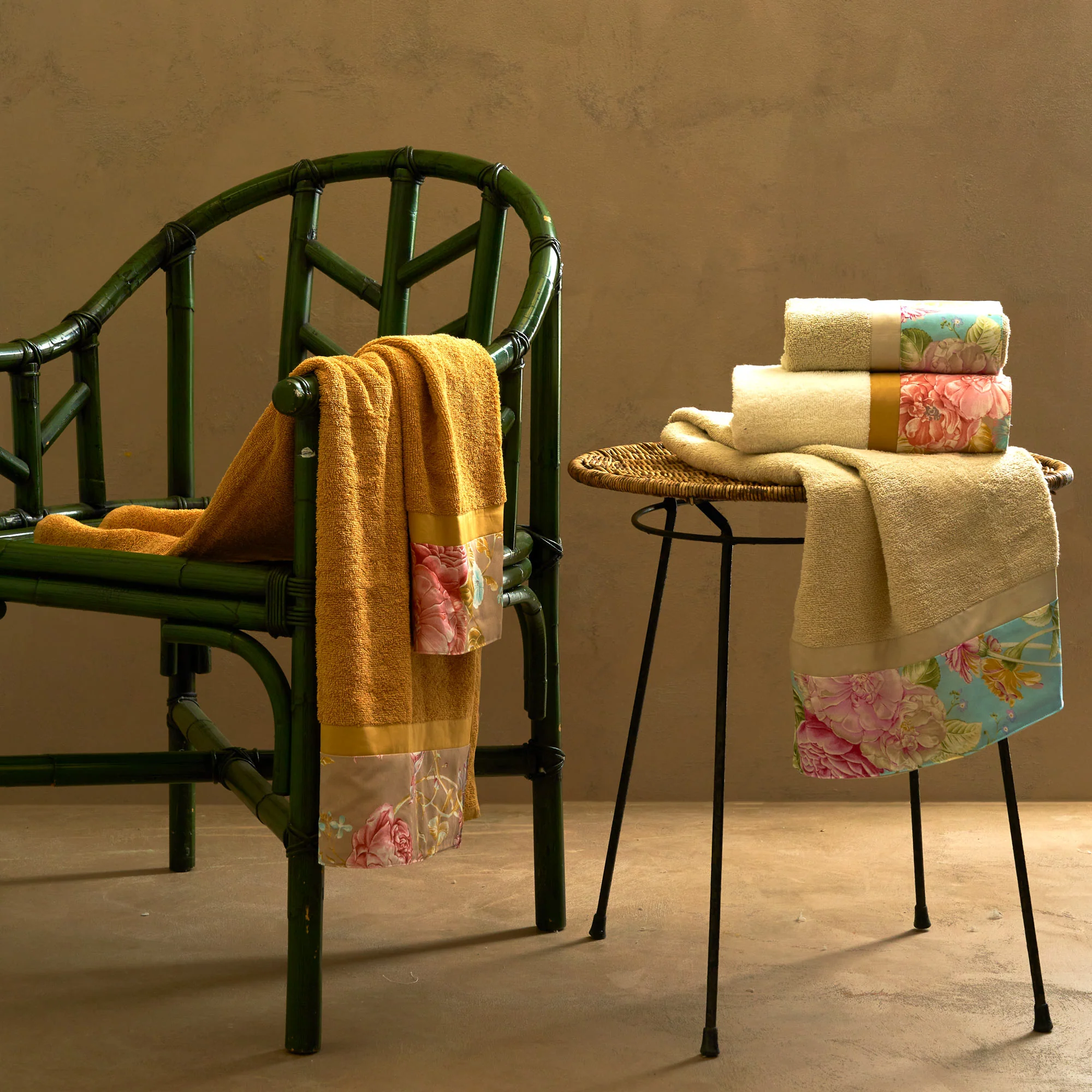 Image of Set 2 Coppie in Spugna di Cotone <br>con Balza in Percalle - Floraison