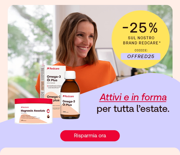Donna sorridente in abito arancione accanto a tre prodotti Redcare: Omega-3 Oil Plus (flacone e confezione) e Magnesio Assoluto. In alto a destra, cerchio giallo con scritta “-25% con il nostro brand Redcare*” e codice sconto “OFFRED25”. In basso, slogan “Attivi e in forma per tutta l’estate” e pulsante rosso “Risparmia ora
