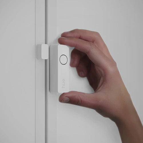Posizionalo su porte, finestre, casseforti o armadietti