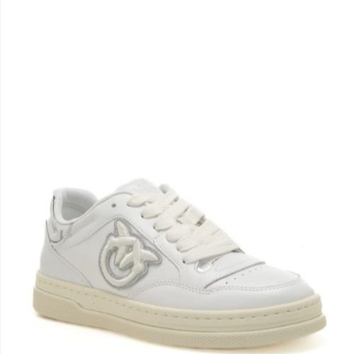 https://kimaccessori.it/sneakers-da-donna-in-vera-pelle-con-inserto-argento-sul-retro-logo-bianche-pinko-ss0077p014zi6-white-silver