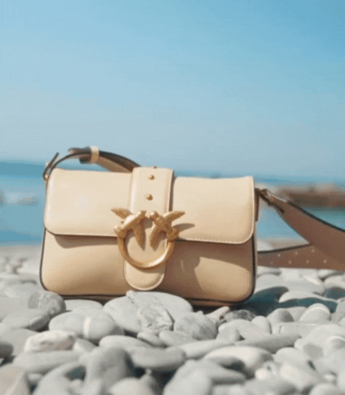 https://kimaccessori.it/cerca?cat=46&id_collezione=12,13,14,15,16,17&marca=220&perdonnaf=1&orderby=3