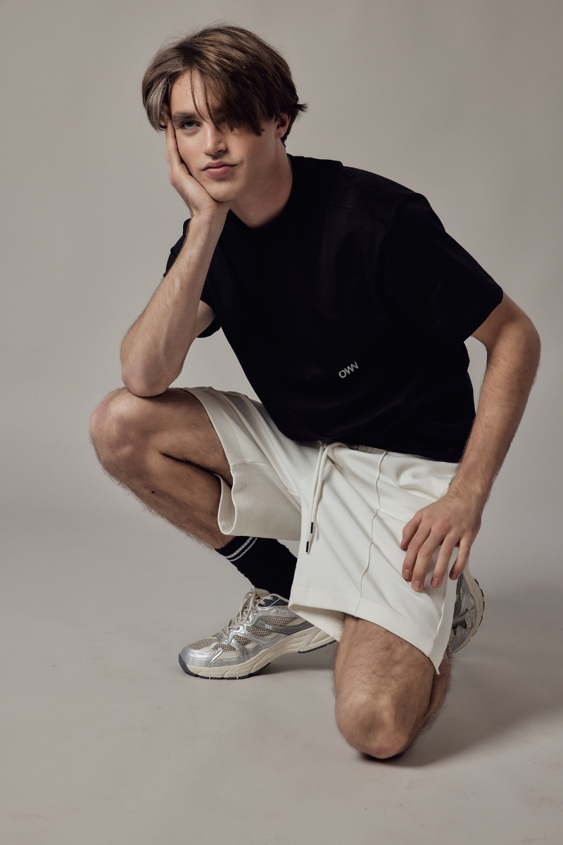 Loose Fit Shorts in Interlock