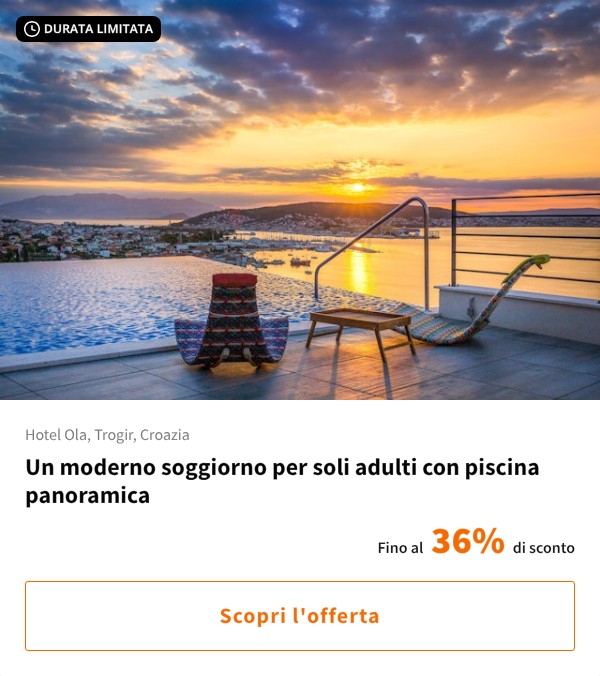 Un moderno soggiorno per soli adulti con piscina panoramica