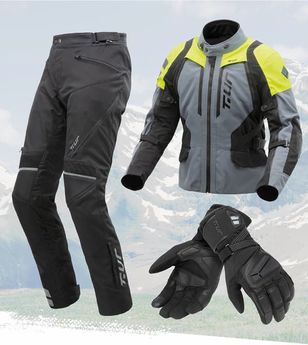 Clima freddo: giacca, pantaloni, guanti