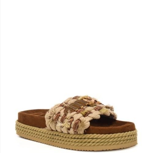 https://kimaccessori.it/sandali-da-donna-monoband-rope-con-frange-maxi-logo-lettering-sul-davanti-beige-mou-sw451008k-bei