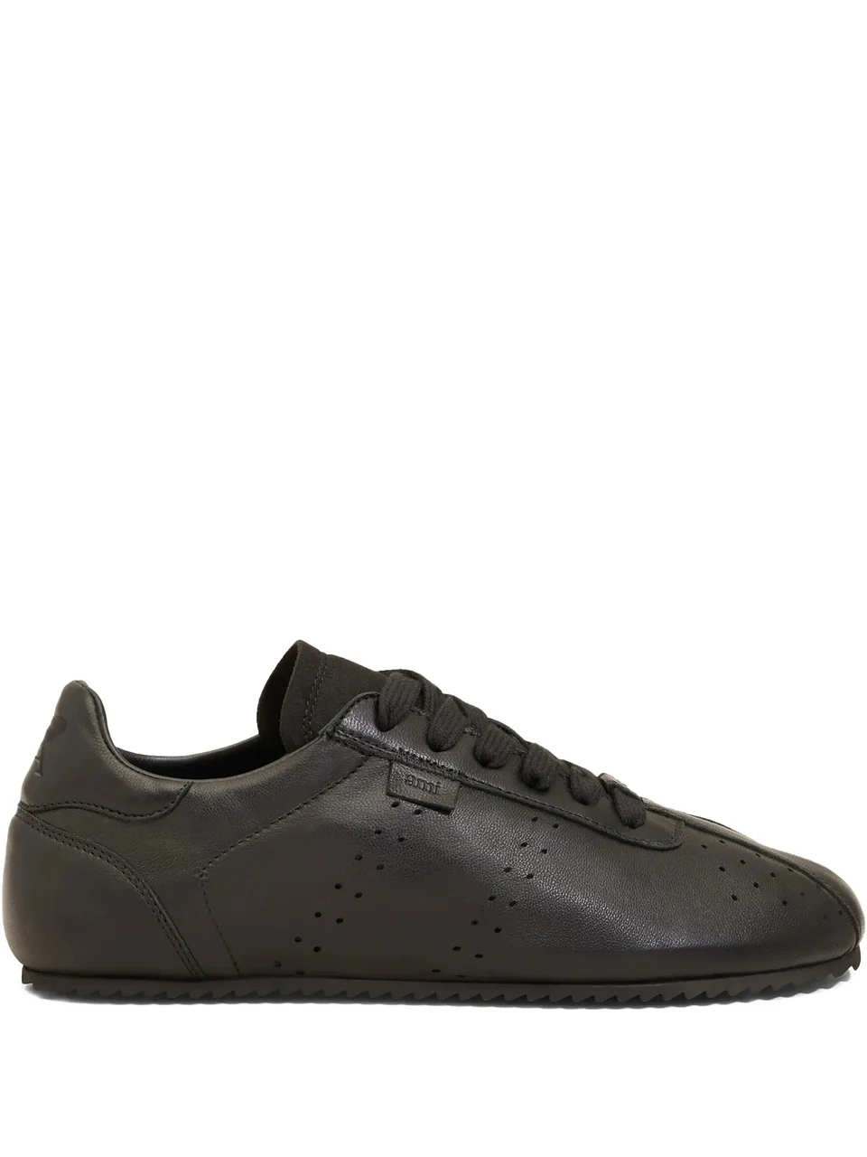 Sneakers New