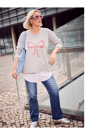 Felpa dal taglio oversize con fiocco, scollo a V e maniche lunghe