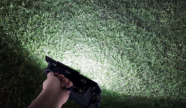 Proiettori LED solari