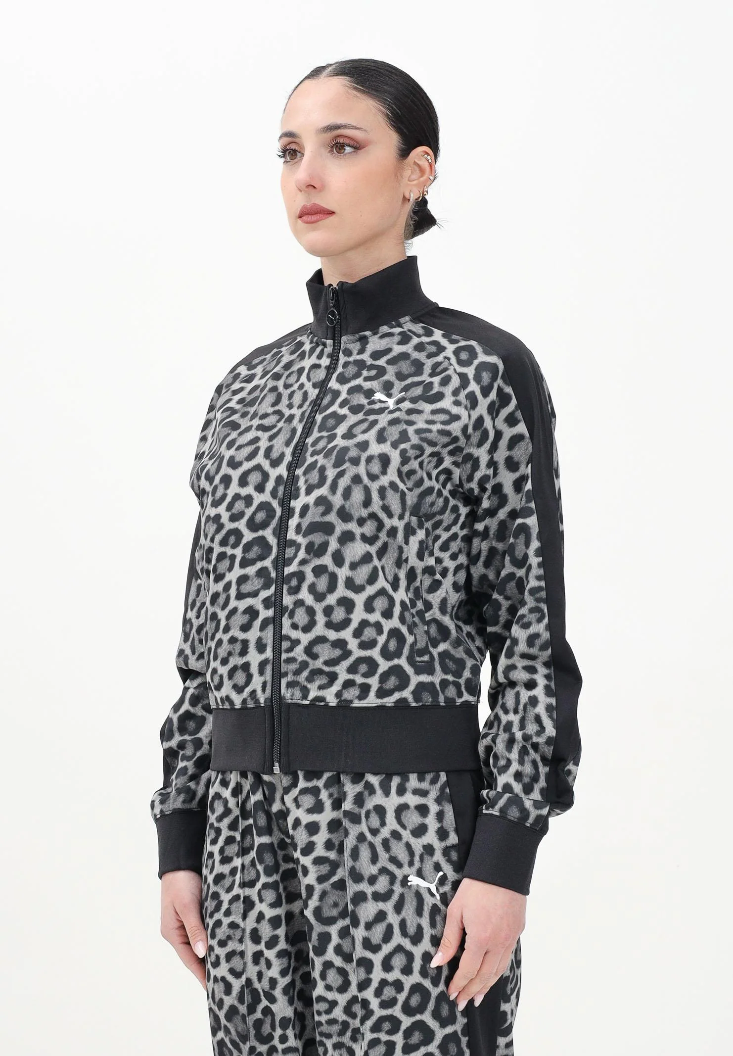 Image of PUMA Felpa con zip T7 Leo Luxe All-Over Print nera da donna