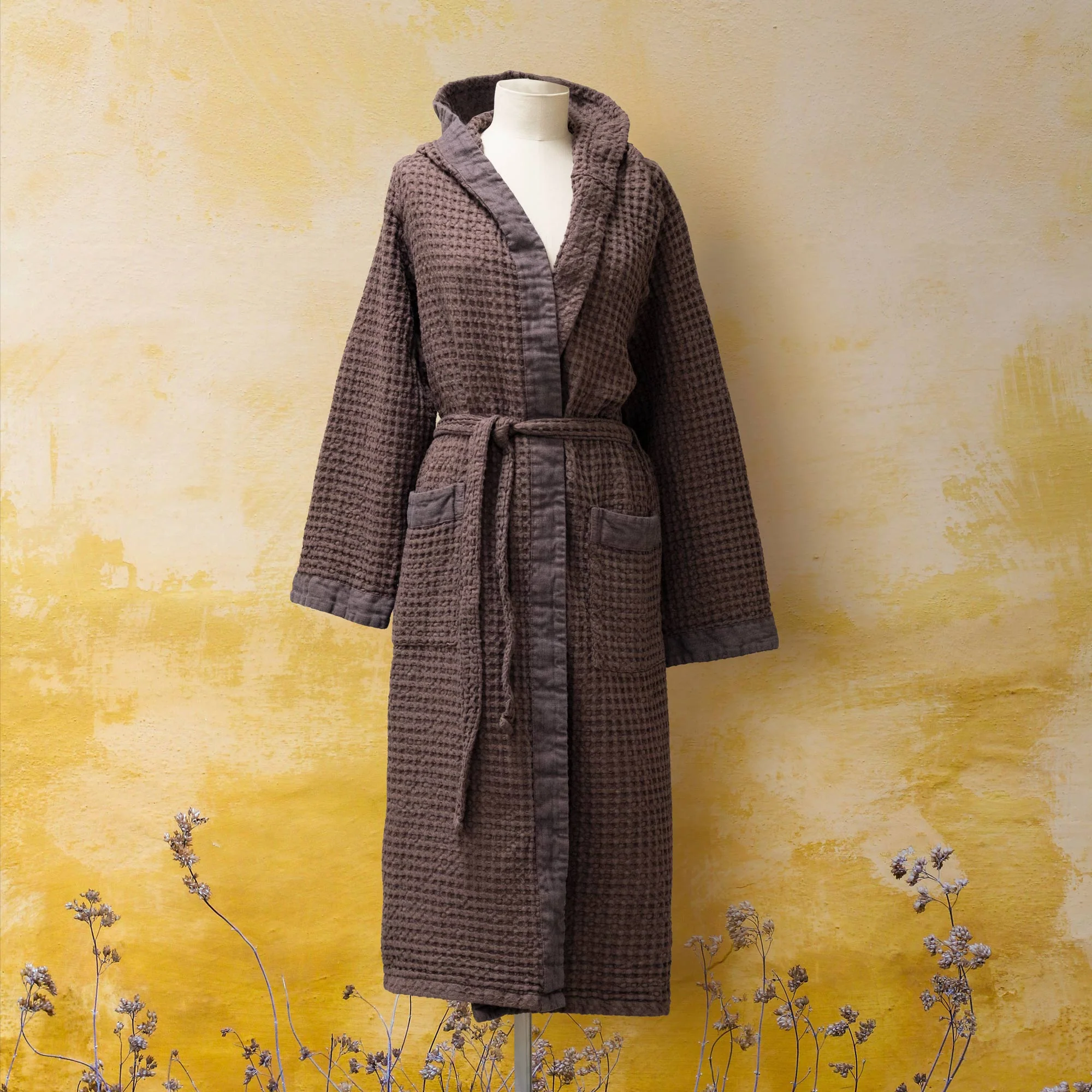 Image of Accappatoio con Cappuccio Nido d'Ape <br>in Puro Cotone - Jaspy