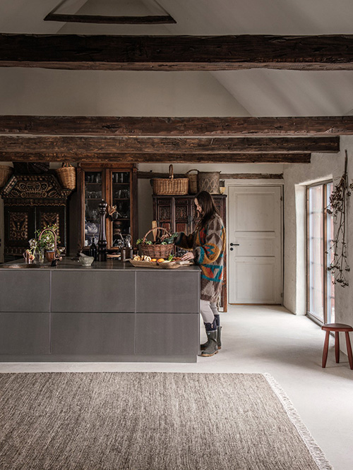 Brown wool rug in a kitchen
